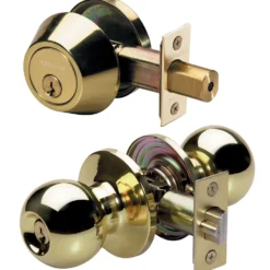 Ball Style Knob Entry Door Lock with Single Cylinder Deadbolt; Combo Pack; Polished Brass