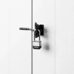 Master Lock Elite™ Heavy Duty Lock with Hardened Boron Steel Shackle, 2 in. (51mm) wide, 2-1/2 in. (64mm) Shackle